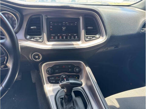 2019 Dodge Challenger SXT