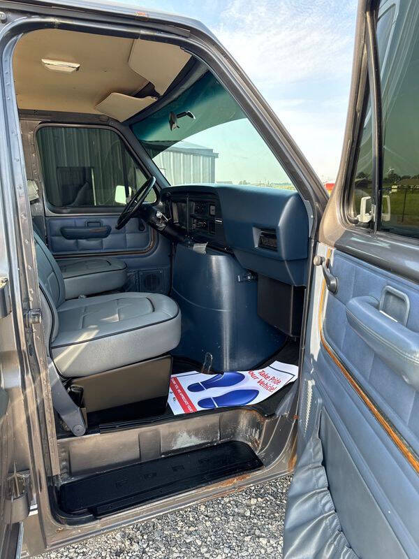 1991 Ford E-150