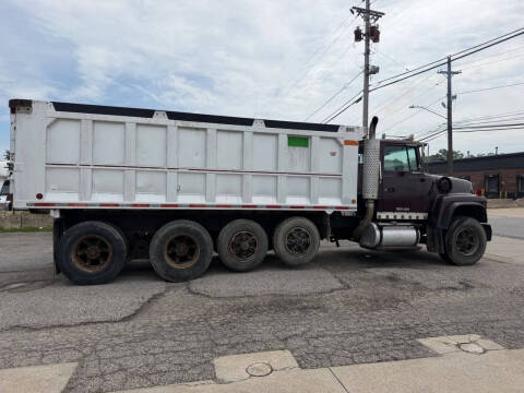 1997 Ford LT9000