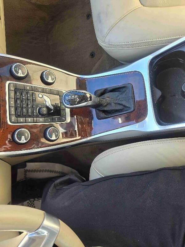 2015 Volvo XC70 T5 Drive-E Platinum