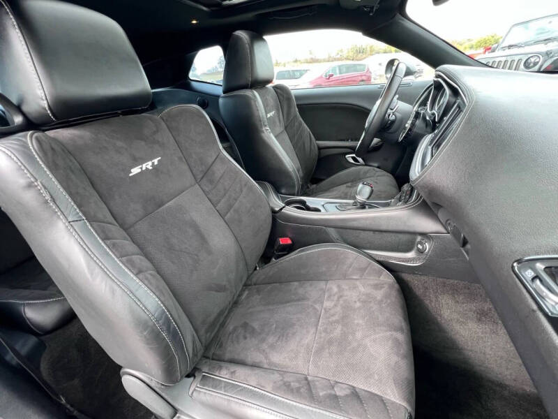 2015 Dodge Challenger SRT 392