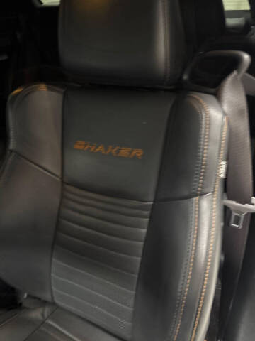 2016 Dodge Challenger 392 HEMI Scat Pack Shaker