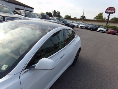 2020 Tesla Model 3 Standard Range Plus