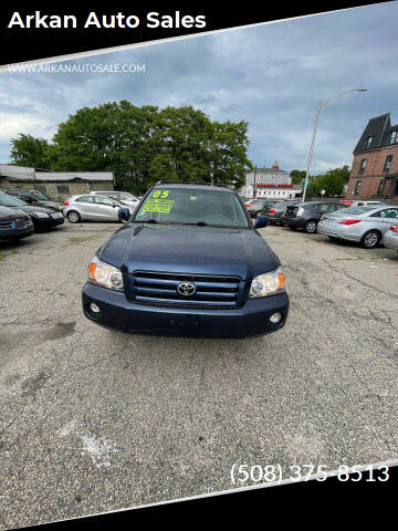2005 Toyota Highlander for sale at Arkan Auto Sales in Worcester MA
