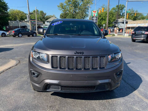 2015 Jeep Grand Cherokee for sale at DTH FINANCE LLC in Toledo OH