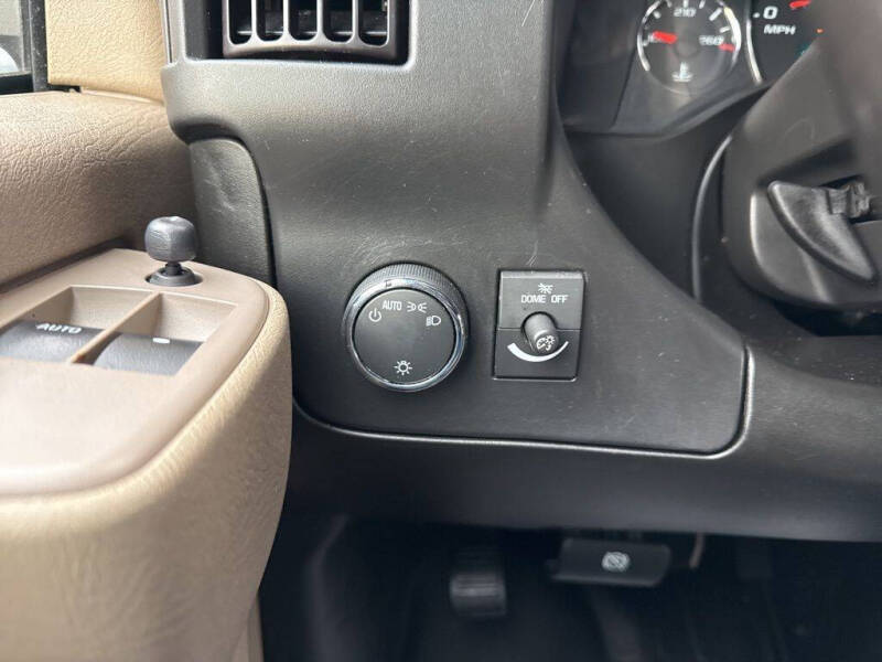 2023 Chevrolet Express 2500