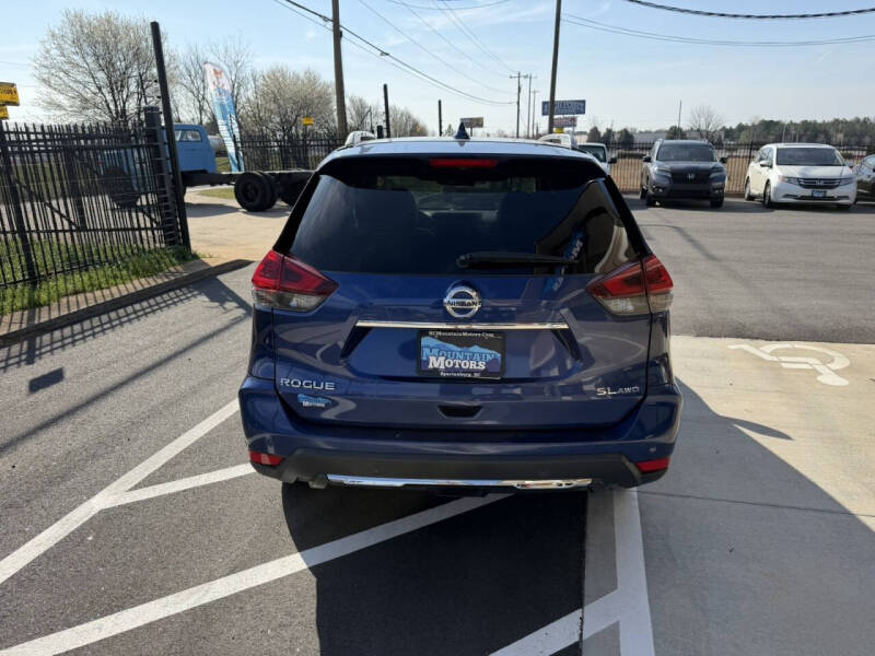 2020 Nissan Rogue SL