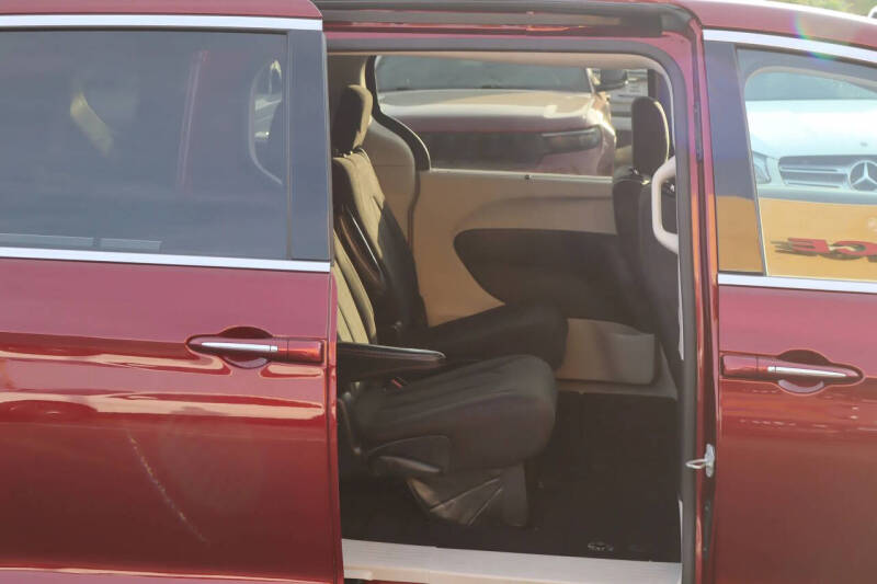 2019 Chrysler Pacifica Touring Plus