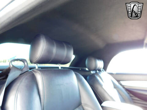 2004 Ford Thunderbird Deluxe