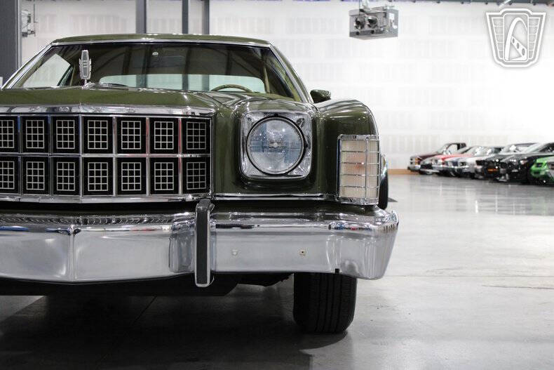 1976 Ford Torino