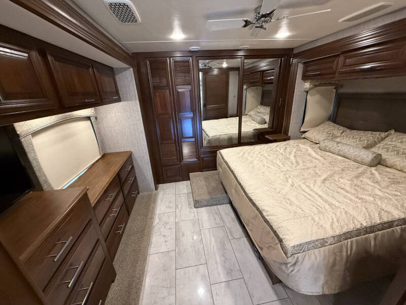 2021 Forest River Berkshire