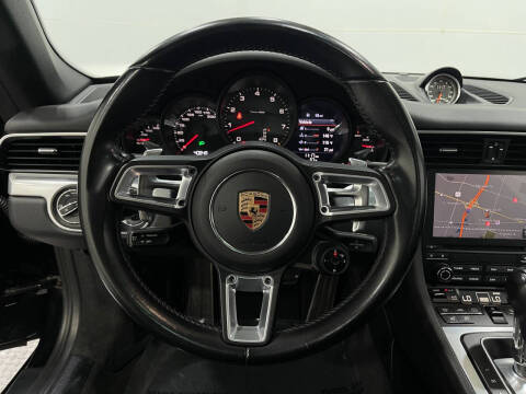 2017 Porsche 911 Carrera 4S