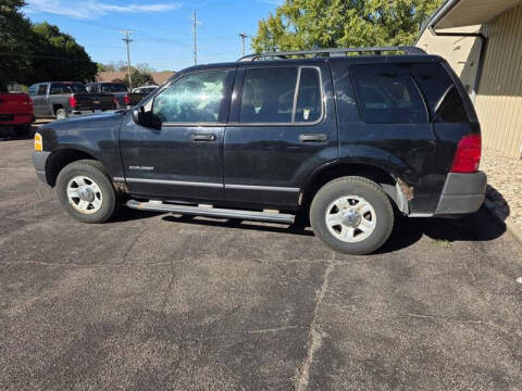 2004 Ford Explorer XLS