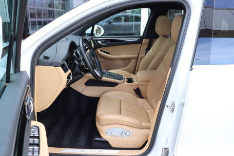 2017 Porsche Macan S