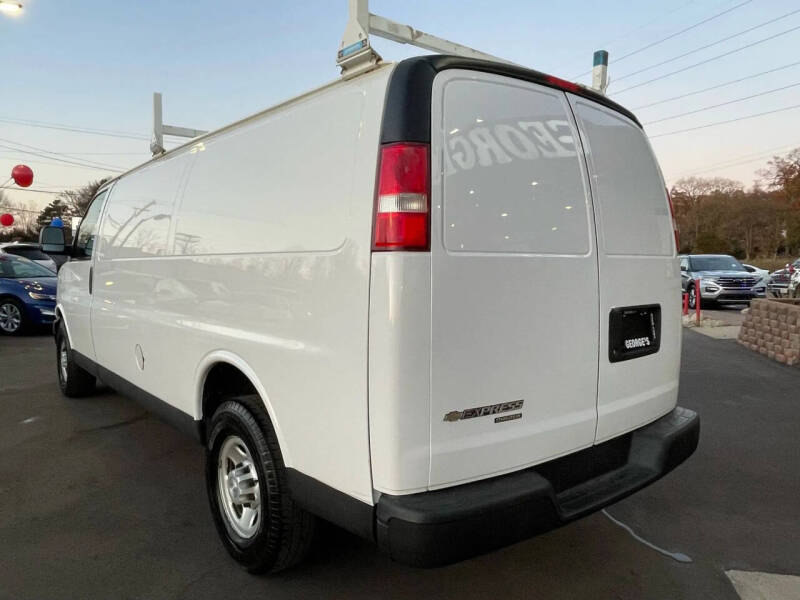 2016 Chevrolet Express 2500