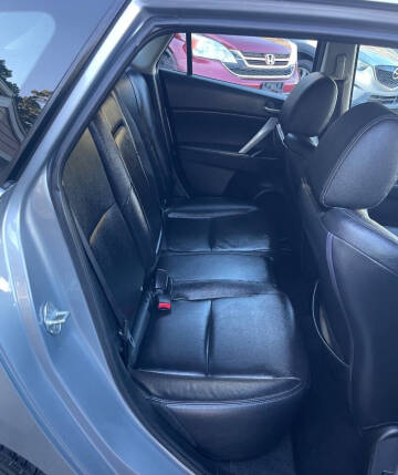 2013 Mazda MAZDA3 i Grand Touring