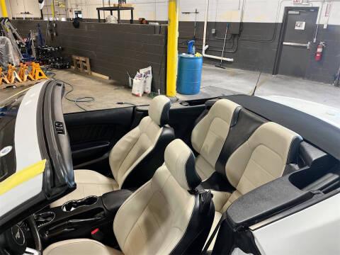 2015 Ford Mustang EcoBoost Premium