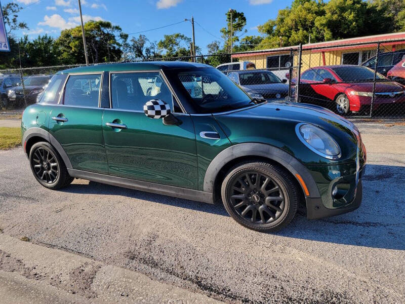 2018 MINI Hardtop 4 Door Cooper
