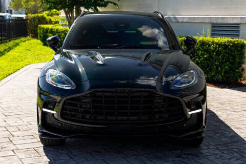 2025 Aston Martin DBX 707