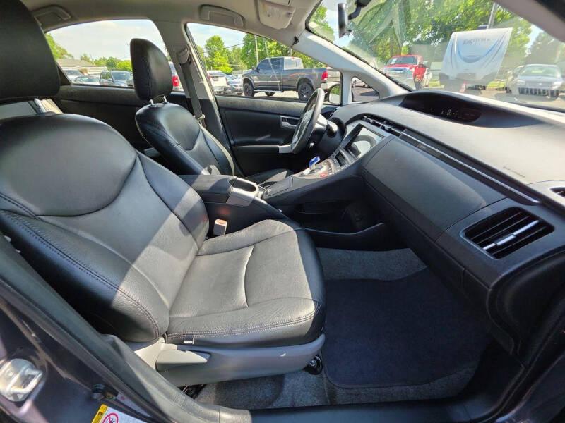 2014 Toyota Prius Two