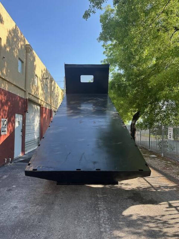 2019 Freightliner M2 106