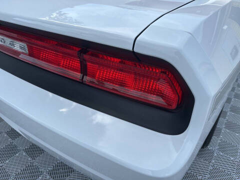 2012 Dodge Challenger SXT