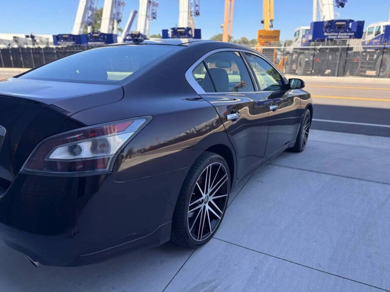 2012 Nissan Maxima