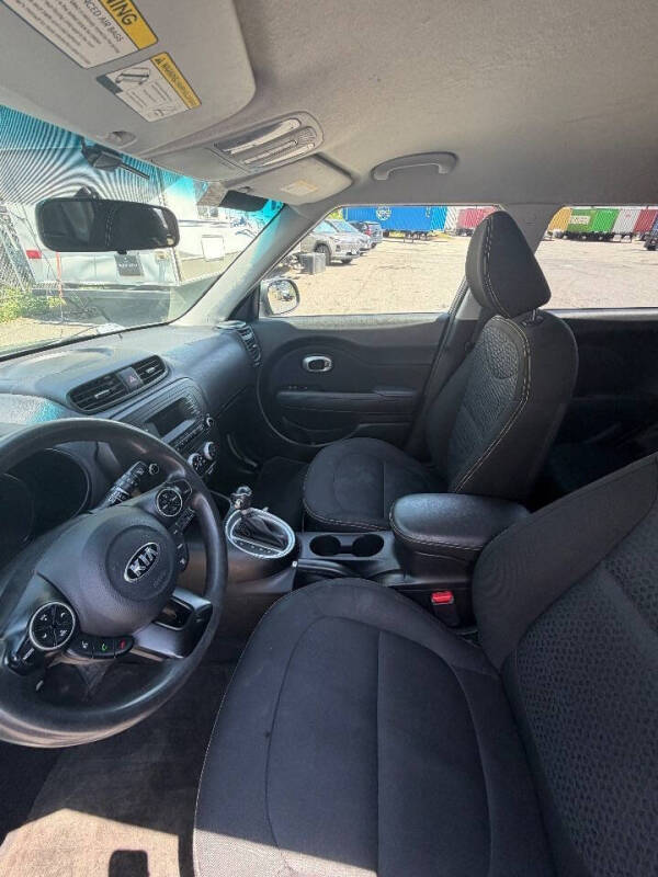 2014 Kia Soul +