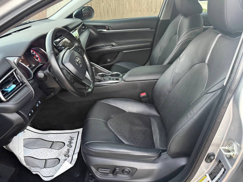 2020 Toyota Camry XSE