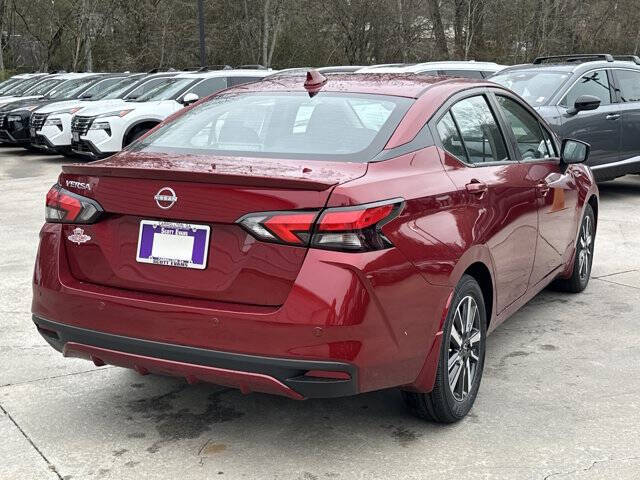 2025 Nissan Versa SV