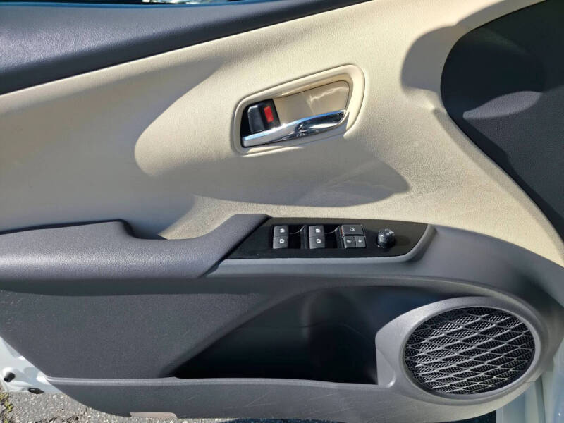 2016 Toyota Prius Two Eco