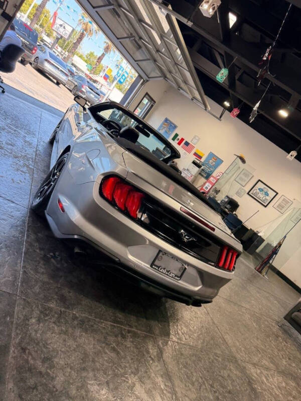 2020 Ford Mustang EcoBoost Premium