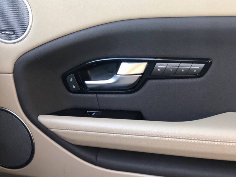 2017 Land Rover Range Rover Evoque SE