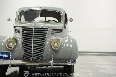 1937 Ford Tudor