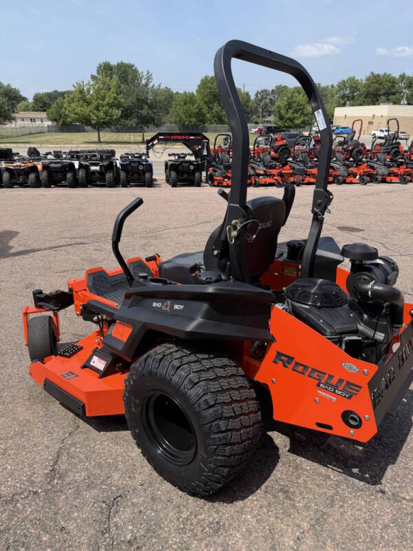 2026 Bad Boy Rogue 61" VANGUARD 40HP