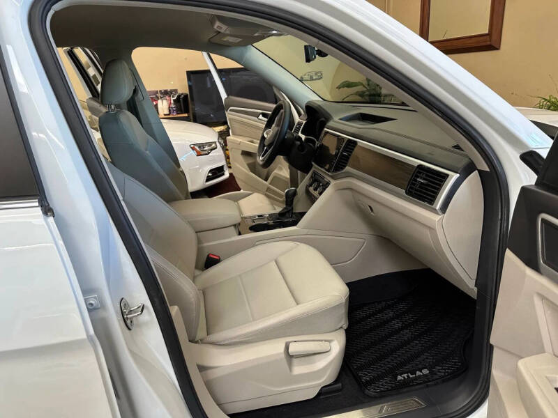 2022 Volkswagen Atlas SE