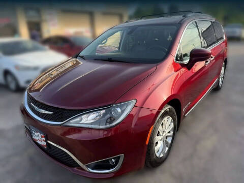 2018 Chrysler Pacifica Touring L