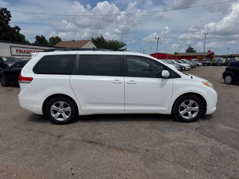 2014 Toyota Sienna