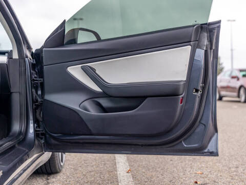 2020 Tesla Model 3 Performance