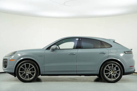 2024 Porsche Cayenne Turbo E-Hybrid Coupe