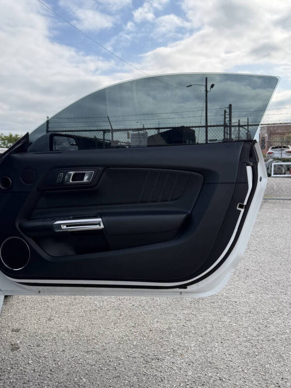2020 Ford Mustang EcoBoost Premium