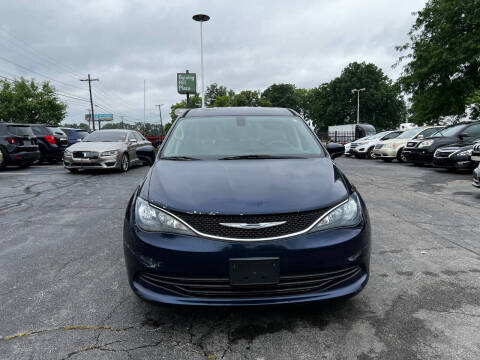 2017 Chrysler Pacifica LX