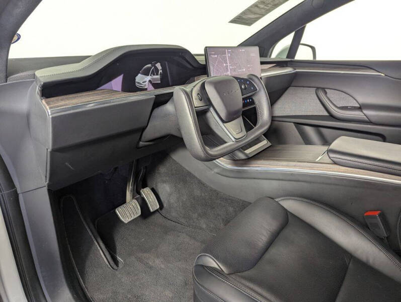 2023 Tesla Model X Standard Range