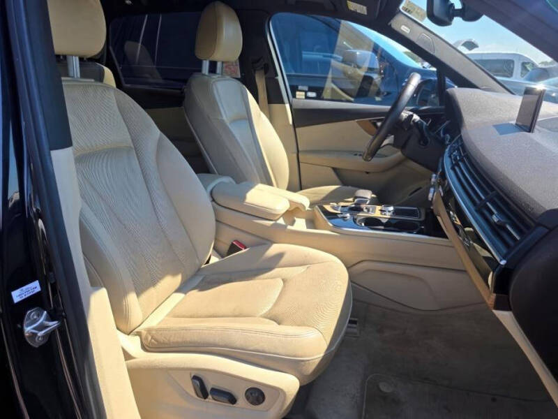 2017 Audi Q7 3.0T quattro Premium Plus