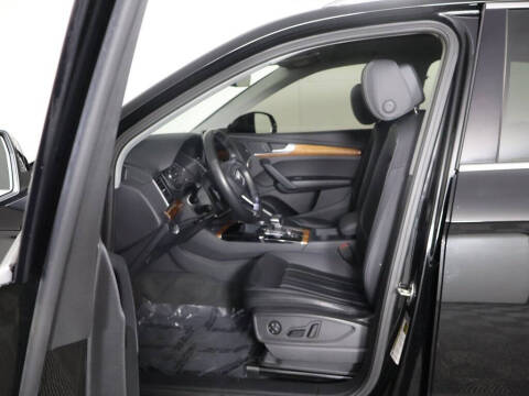 2023 Audi Q5 quattro Premium 40 TFSI