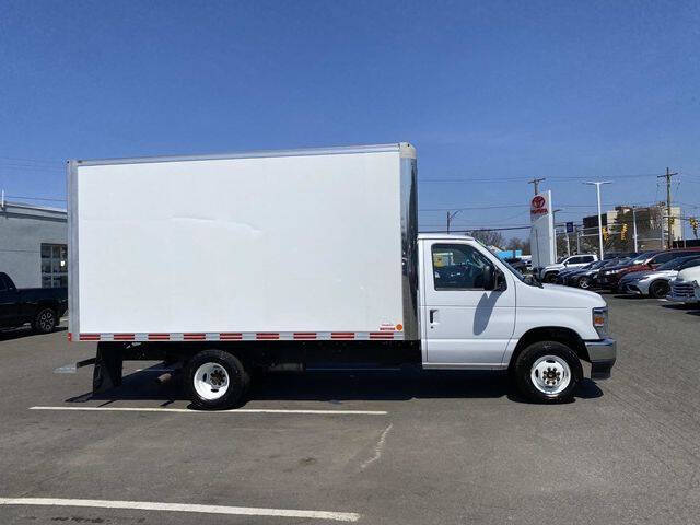2024 Ford E-Series