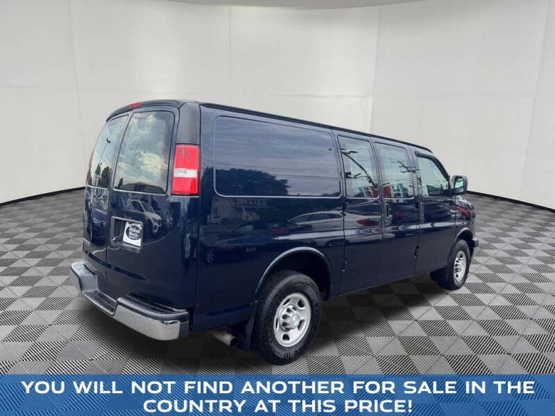 2017 Chevrolet Express 3500
