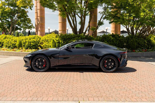 2021 Aston Martin Vantage