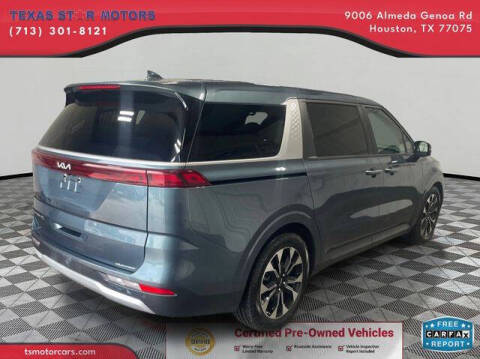 2022 Kia Carnival EX