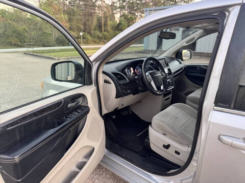 2012 Chrysler Town and Country Touring